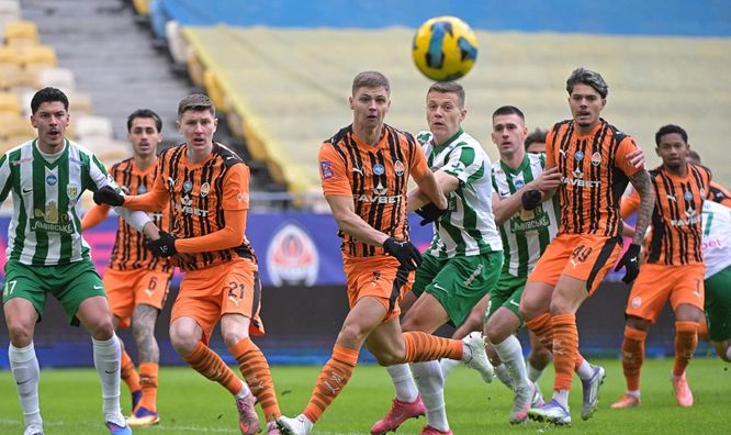 Туран оценил разгромную победу над Карпатами –тренер Шахтера не доволен качеством газонов в Украине