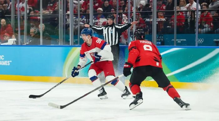 Хокейний скандал на Олімпіаді 2026: тренер збірної Чехії поскаржився на упереджене суддівство, фани знайшли доказ (ФОТО)