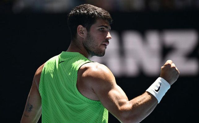 Алькарас пройшов росіянина і став першим фіналістом турніру в Досі – іспанець продовжив переможну серію 