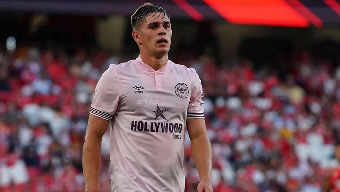 Ярмолюк едва спасся от провала против команды шестого дивизиона – украинец мог забить в Кубке Англии Ярмолюк едва спасся от провала против команды шестого дивизиона – украинец мог забить в Кубке Англии