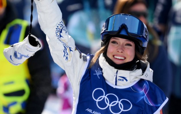 Найбагатша спортсменка Олімпіади виграла третє золото Ігор та оновила світовий рекорд