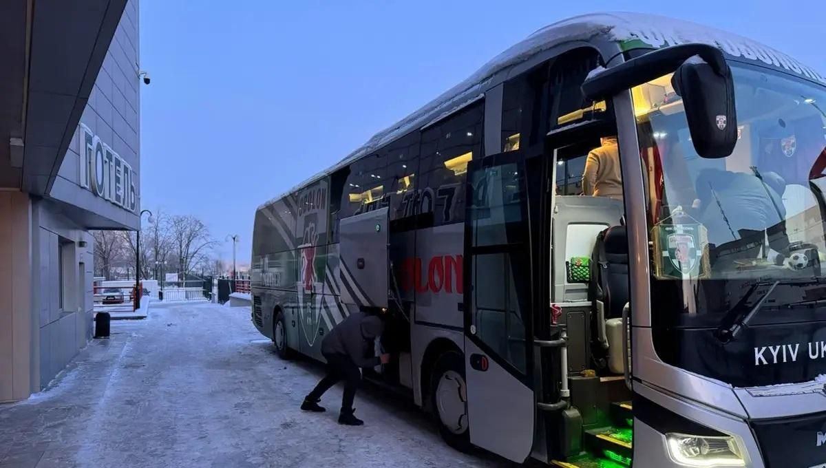 Автобус Оболоні / фото: ФК Оболонь Автобус Оболоні / фото: ФК Оболонь