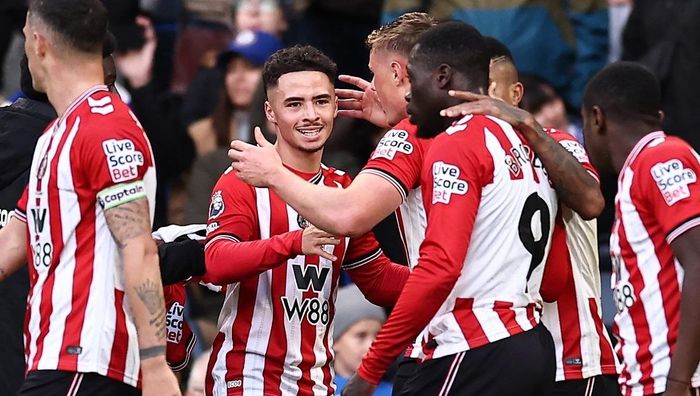 АПЛ: Сандерленд разгромил Бернли и вернулся в топ-8 – воспитанник МЮ опозорился автоголом АПЛ: Сандерленд разгромил Бернли и вернулся в топ-8 – воспитанник МЮ опозорился автоголом