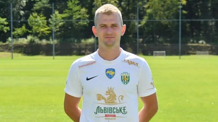 "При мне он такое себе бы не позволил": Маркевич пристыдил капитана Карпат из-за языкового скандала на сборах в Турции