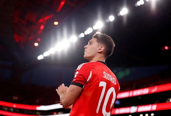 Судаков отримав шанс допомогти Бенфіці у матчі з Реалом – українець прилетів до Мадрида