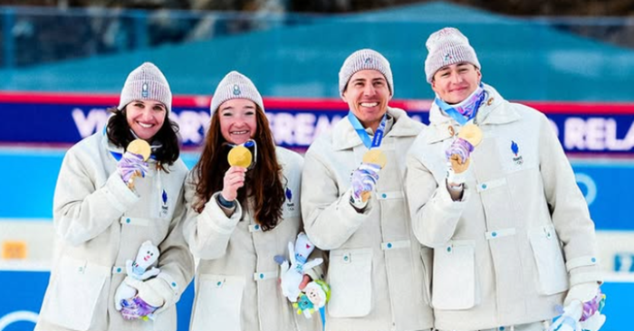 Чемпіони Олімпіади 2026 з біатлону згадали про Україну одразу після перемоги: "Уся підтримка кожній родині"