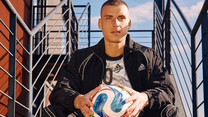 Реал получил неожиданное усиление от Лунина – на Бернабеу появилась сенсационная замена (ВИДЕО) Реал получил неожиданное усиление от Лунина – на Бернабеу появилась сенсационная замена (ВИДЕО)