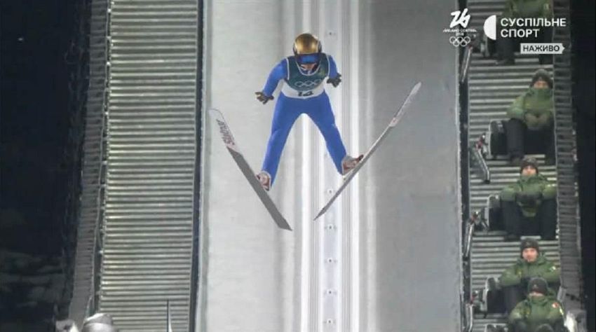 Марусяк і Калініченко виступили у великому трампліні на Олімпіаді 2026 – Превц став чемпіоном, сенсація для Польщі