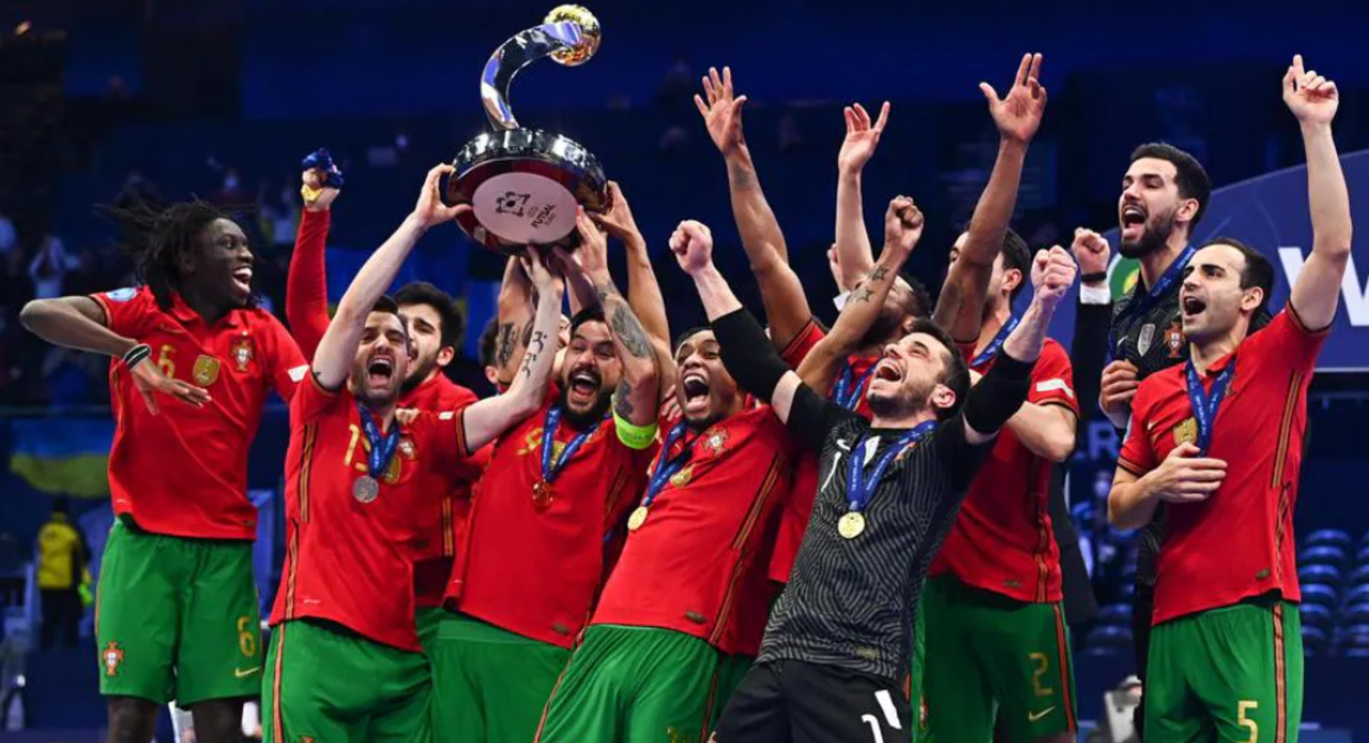 Збірна Португалії після перемоги у 2022 році / Фото SPORTSFILE