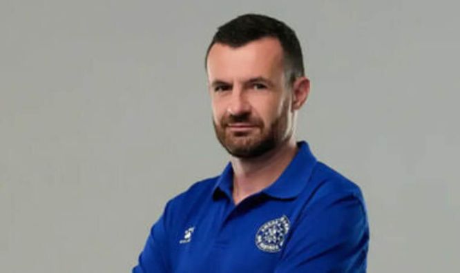 Экс-игрок Шахтера официально возглавил клуб Первой лиги, подвинув бывшего тренера сборной Украины