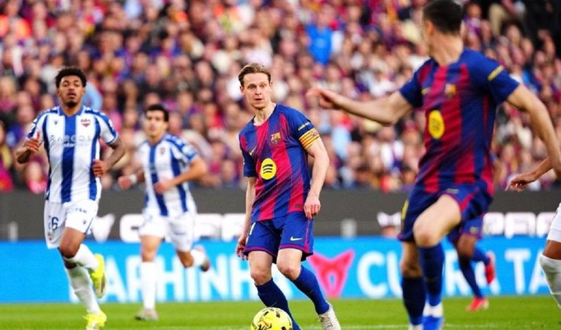 Барселона познущалася над аутсайдером і очолила Ла Лігу, скинувши з вершини Реал