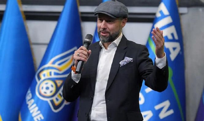 Йовичевич и его жена вышли на акцию поддержки Украины в Польше (ФОТО)