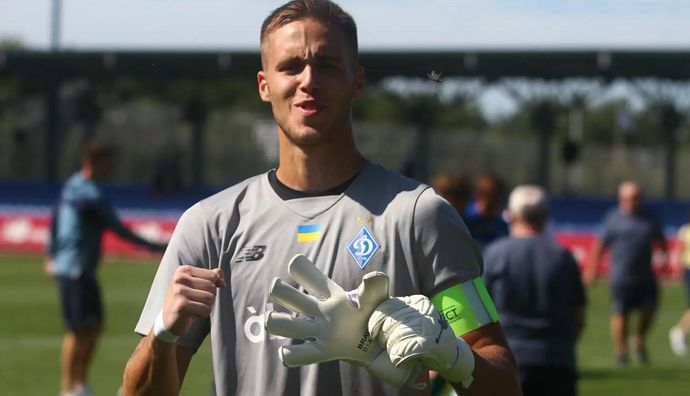 Суркис прокомментировал свой неожиданный дебют за Динамо: "Сделал себе чай, а мне говорят, что сейчас буду выходить"