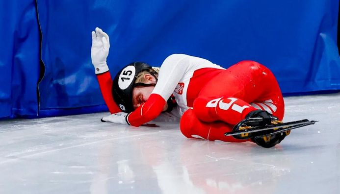 Полька, якій порізали обличчя ковзаном на Олімпіаді 2026, вперше змогла розплющити око – відомо, в якому стані атлетка