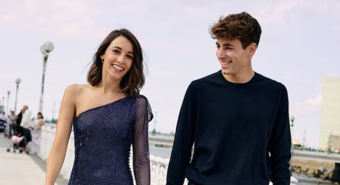 Унікальний чемпіон Олімпіади 2026 зустрічається з красунею-акторкою, яка наживо бачила історичне золото коханого