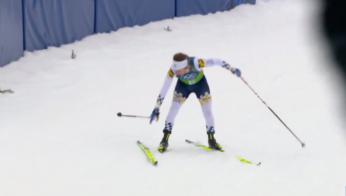 Эпическое падение стоило золота Олимпиады: Швеция потерпела "трагедию" из-за сальто и потерянной лыжи