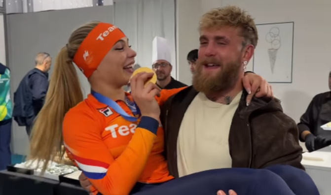 Кохана Джейка Пола тріумфувала на Олімпіаді з рекордом – одіозний боксер не стримав сліз і носив чемпіонку на руках