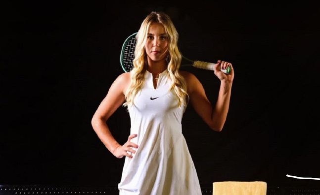 Українська тенісистка розтрощила дочку Майка Тайсона на турнірі у США – культовий боксер був серед глядачів