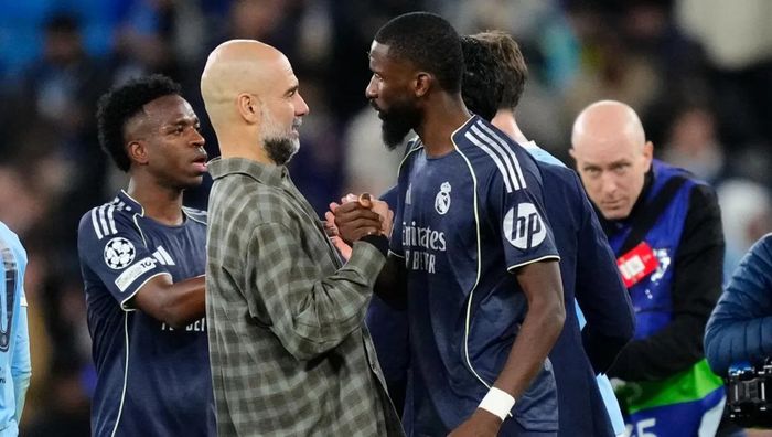 Гвардиола едва не подрался со звездой Реала после матча – видео стычки Гвардиола едва не подрался со звездой Реала после матча – видео стычки