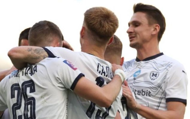 Металлист 1925 разгромил Рух и уменьшил отставание от Динамо – шедевр со штрафного начал избиение