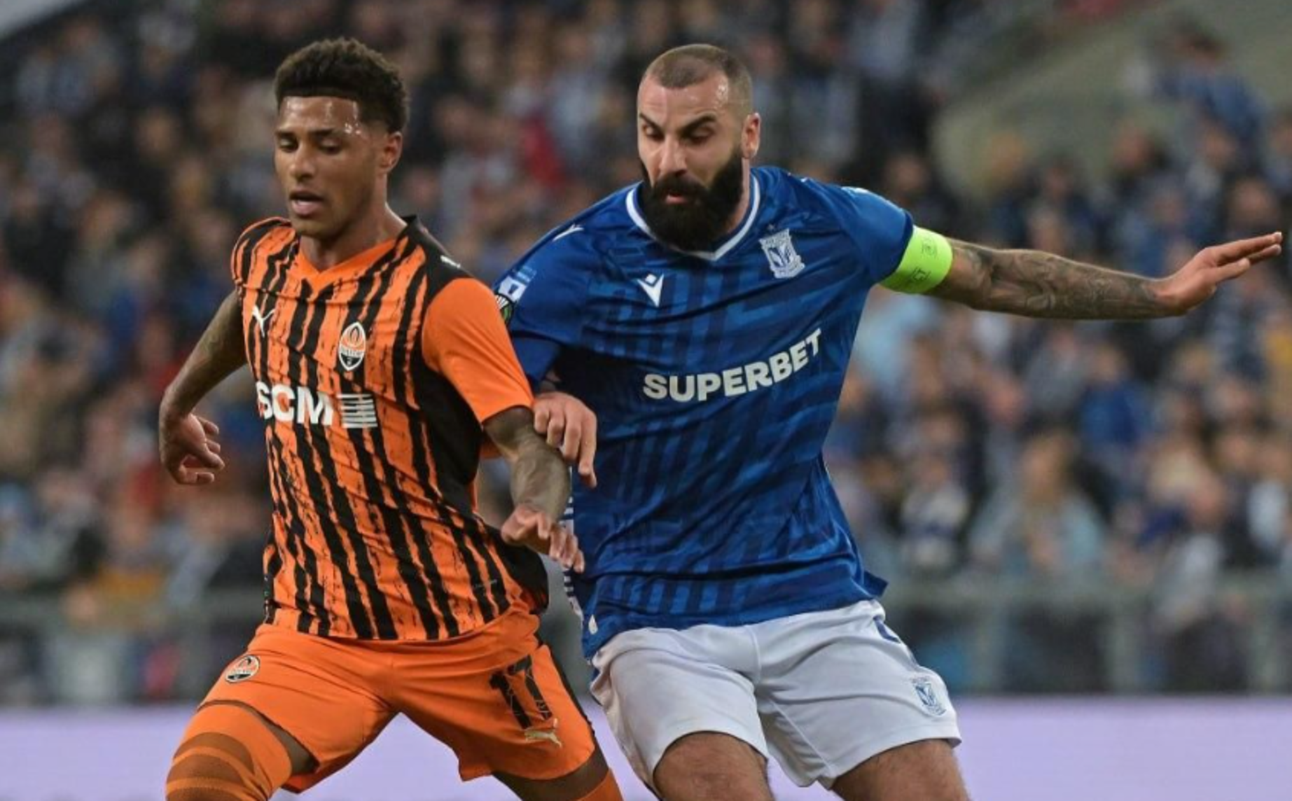 Мікаель Ісхак (справа) / Фото Шахтар Мікаель Ісхак (справа) / Фото Шахтар