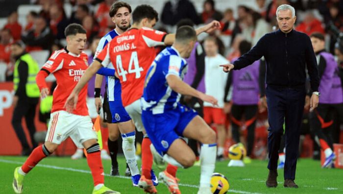 Моурінью пропустить два матчі Бенфіки – стала відома причина Моурінью пропустить два матчі Бенфіки – стала відома причина