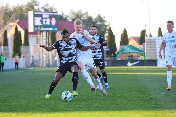 Колос не удержал победу в матче УПЛ против Зари и испортил дебют Степаненко