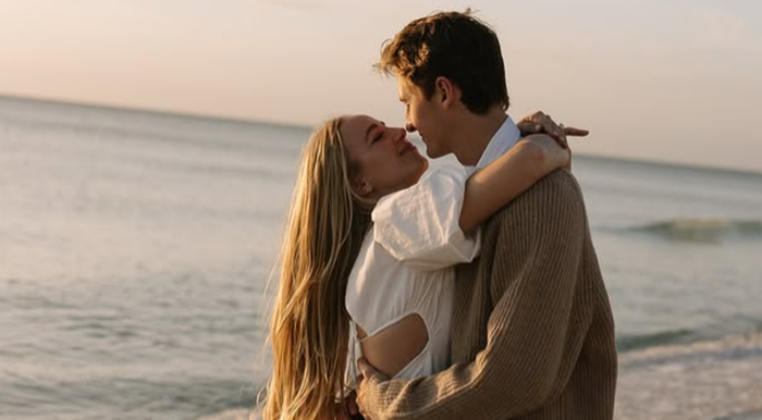 Сенсаційний тенісист шокував Алькараса на очах доньки легендарного футболіста – поцілунки і обійми після тріумфу