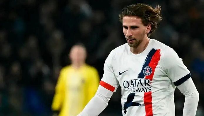 ПСЖ – Монако: Забарный узнал вердикт Энрике на матч против россиянина – стартовые составы и онлайн-трансляция