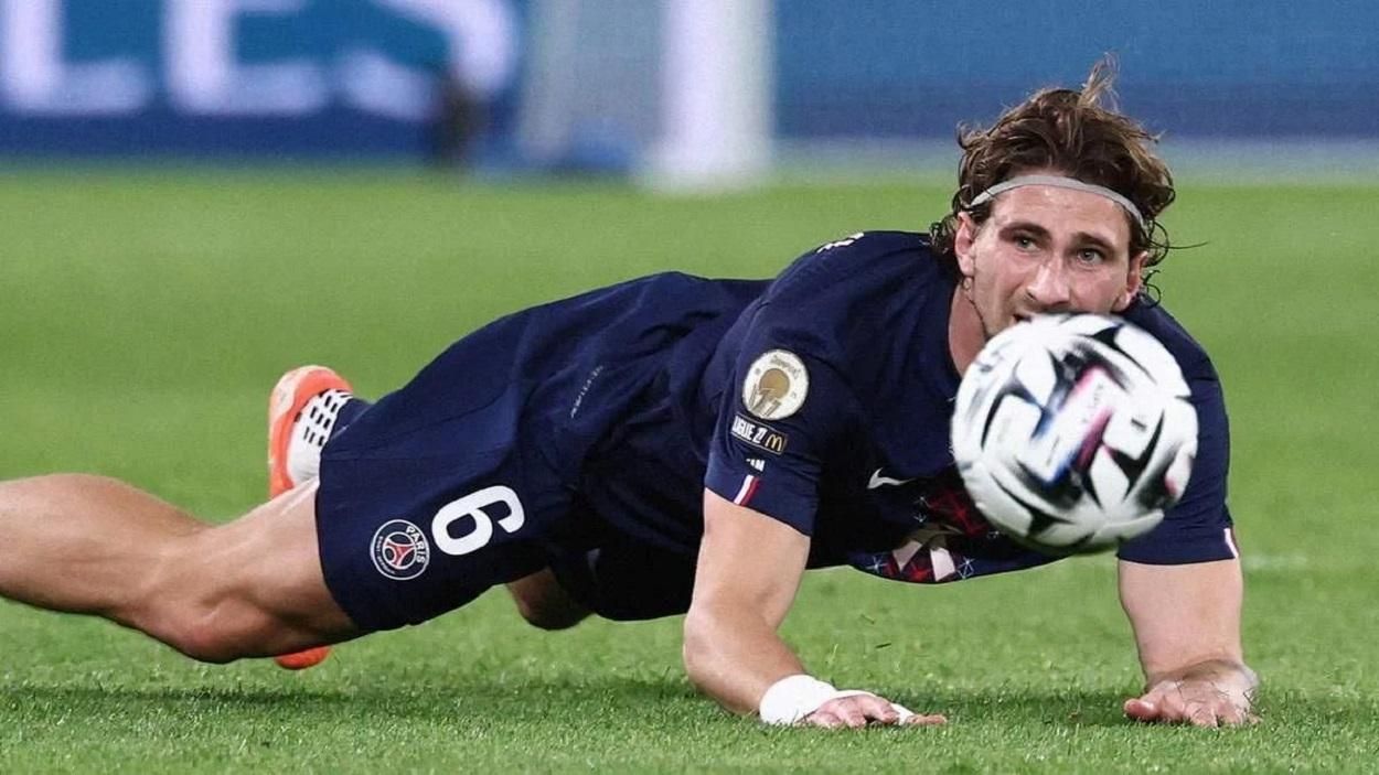 Ілля Забарний / FRANCK FIFE/AFP via Getty Images