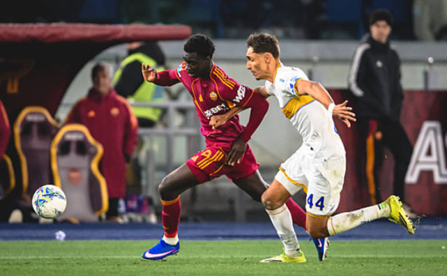 Рома без Довбика ледь здолала аутсайдера Серії А та наблизилася до зони Ліги чемпіонів