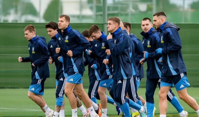 Збірна України провела перше тренування перед Швецією – дебютанти знайомляться з методами Реброва (ФОТО)