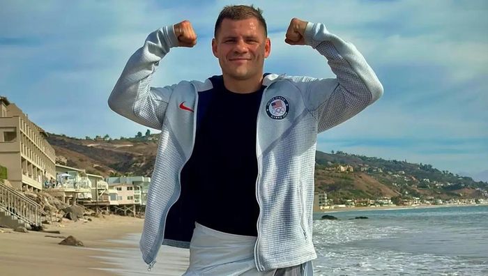 Беринчик ушел вслед за Усиком – экс-чемпион мира присоединился к команде Коноплянки