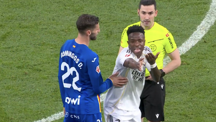 Реал вдруге поспіль зганьбився й відпустив Барселону – Куртуа ковтнув шедевр, Вінісіус шокував промахом Реал вдруге поспіль зганьбився й відпустив Барселону – Куртуа ковтнув шедевр, Вінісіус шокував промахом