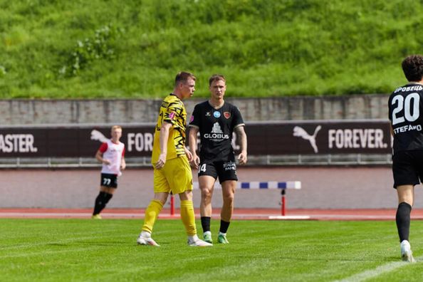 Матч Кубку України Чернігів – Фенікс-Маріуполь перенесено – гру так і не розпочали через повітряну тривогу Матч Кубку України Чернігів – Фенікс-Маріуполь перенесено – гру так і не розпочали через повітряну тривогу