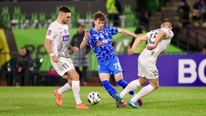 УАФ угрожала работнику Полесья после скандального матча с Динамо: "Репрессивная машина включается" УАФ угрожала работнику Полесья после скандального матча с Динамо: "Репрессивная машина включается"