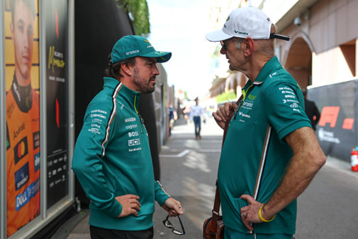 Фернандо Алонсо и Эдриан Ньюи / Getty Images