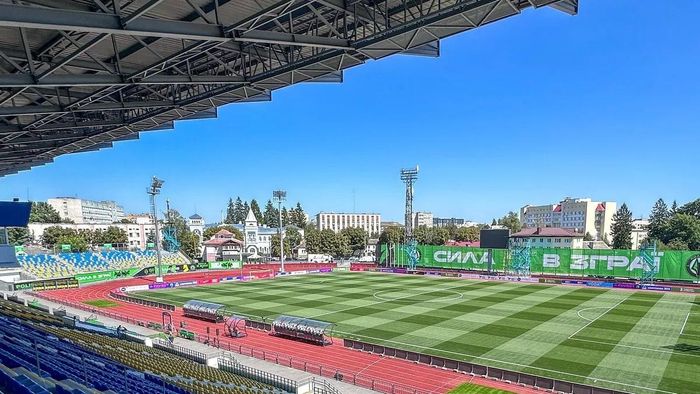 Стадіон Полісся постраждав внаслідок російського обстрілу (ФОТО)