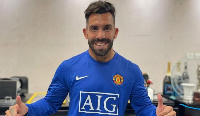 Екс-зірка збірної Аргентини вразив легендарних друзів з МЮ своїм розкішним домом – збудував ціле місто в маєтку (ВІДЕО)