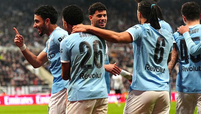 Ман Сити с дублем египетской звезды оформил камбэк и уверенно прошел в четвертьфинал Кубка Англии Ман Сити с дублем египетской звезды оформил камбэк и уверенно прошел в четвертьфинал Кубка Англии