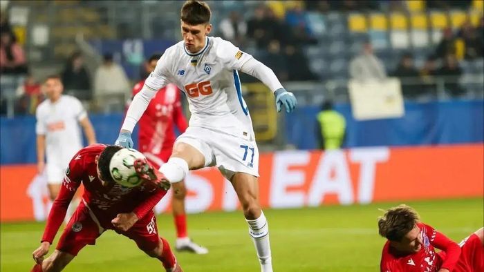 Динамо не планировало покупать Бленуце –известно, кто убедил Суркиса выложить почти 3 миллиона евро