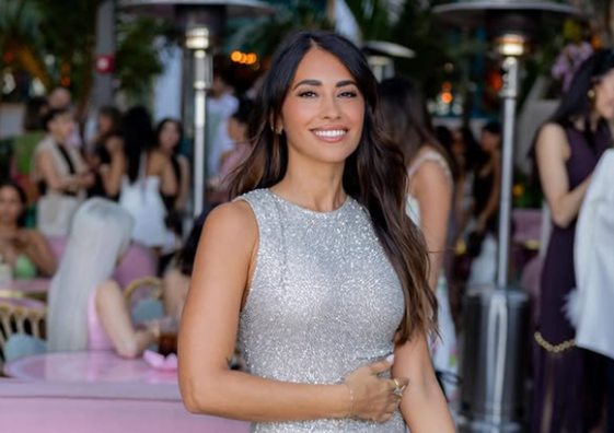 Розкішна кохана Мессі стала обличчям світового журналу і затьмарила вродою: "Найкрасивіша жінка у світі"