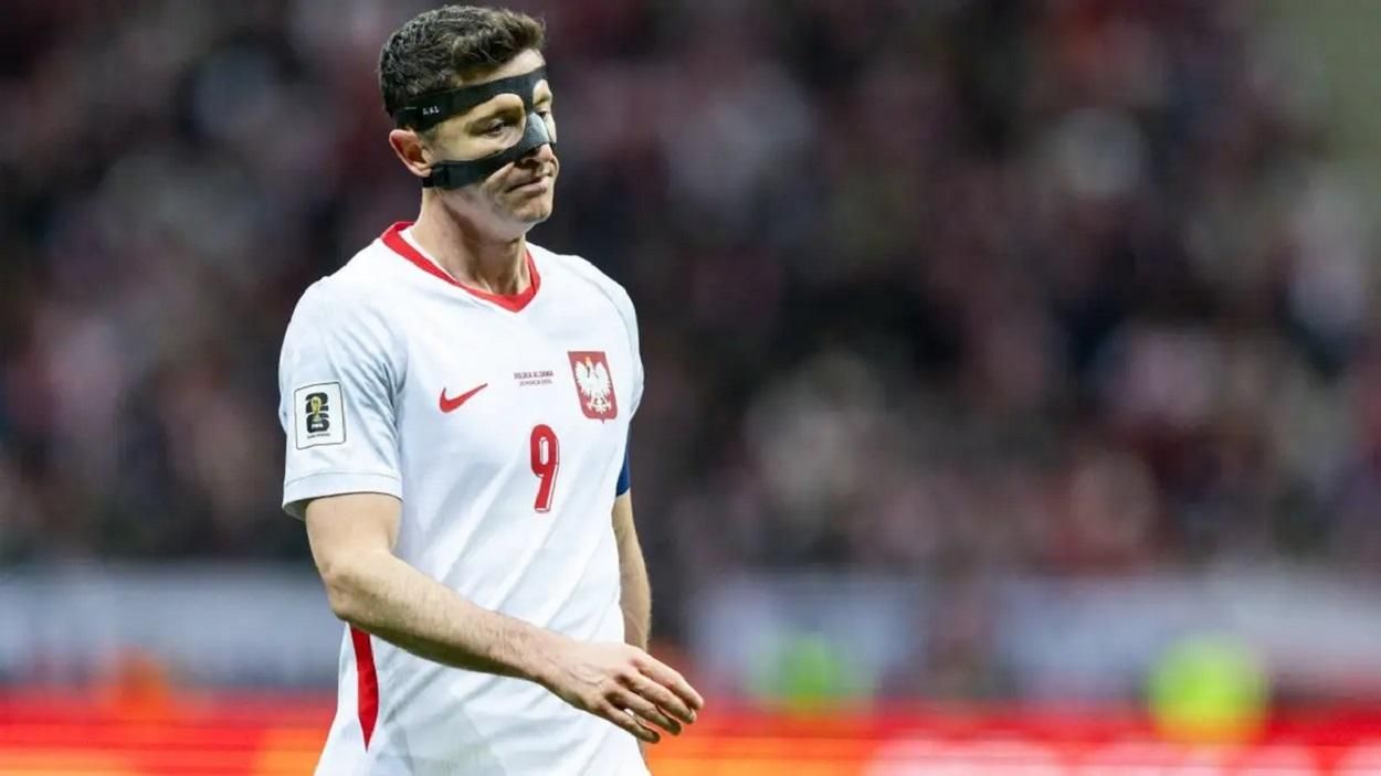 Роберт Лєвандовскі / Photo by Foto Olimpik/NurPhoto via Getty Images