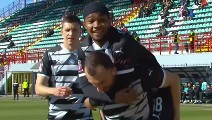 Заря разгромила Полтаву – легионер оформил хет-трик с шедевром, Будковский наконец-то забил Заря разгромила Полтаву – легионер оформил хет-трик с шедевром, Будковский наконец-то забил