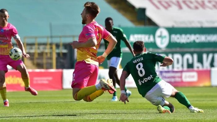 Отбитый Домчаком пенальти и шедевральные голы в видеообзоре матча Полтава – Карпаты – 0:4