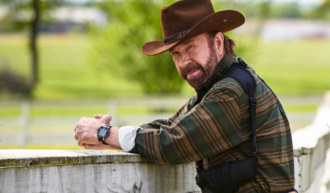 Легенда бойовиків Чак Норріс помер у 86 років – він знімався у культових фільмах