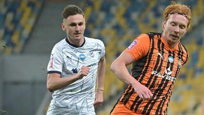 "Шахтер должен побеждать не благодаря такому пенальти": известный тренер оценил скандальный матч с Металлистом 1925 "Шахтер должен побеждать не благодаря такому пенальти": известный тренер оценил скандальный матч с Металлистом 1925