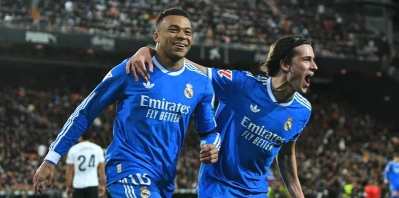 Мбаппе і Каррерас / Фото Francisco Macia / AP Photo