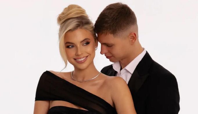 "Дехто сказав, що я божевільна": Савіна вперше розповіла, як проживає вагітність і як сприйняли новину в Шахтарі