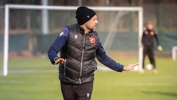 Йовичевич официально покинул польский клуб – экс-наставника Шахтера отправили в отставку